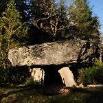 Les De La Metairie Haute Couette-café 3*