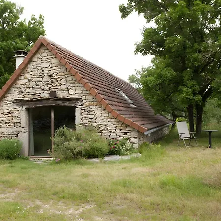 Les De La Metairie Haute Bed and Breakfast