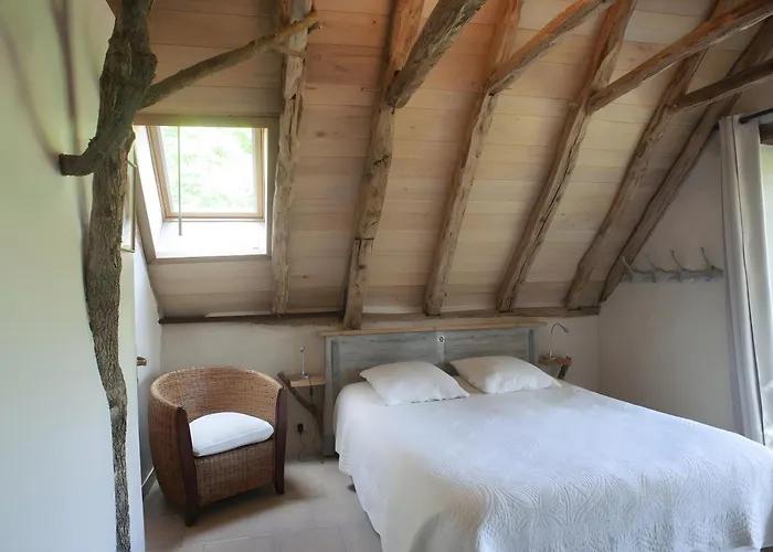 Bed and Breakfast Les De La Metairie Haute 3*